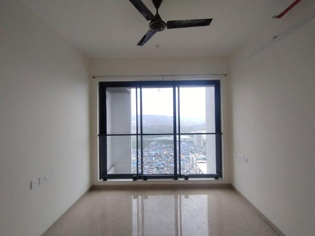 Rental | 3 BHK + Pooja Room,Servant Room,Extra Room 965 Sq.Ft. Apartment in Dosti Eastern Bay Phase 2