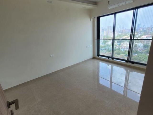 Rental | 3 BHK + Pooja Room,Servant Room,Extra Room 1082 Sq.Ft. Apartment in Dosti Eastern Bay Phase 3