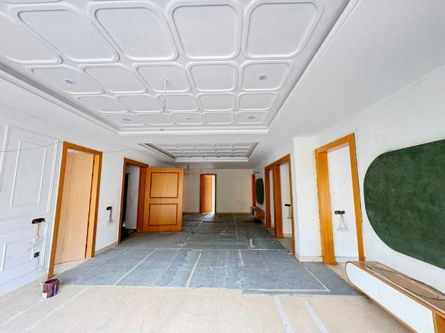 Rental | 3 BHK + Pooja Room,Servant Room,Extra Room,Store Room 1650 Sq.Ft. Apartment in Emaar Gurgaon Greens