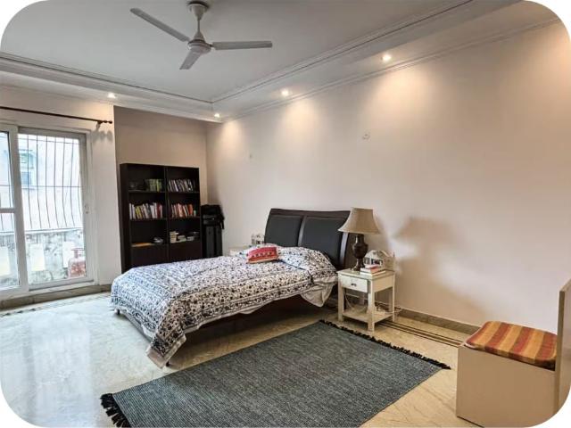 Rental | 3 BHK + Pooja Room,Servant Room,Study Room 2200 Sq.Ft. Apartment in Greater Kailash I