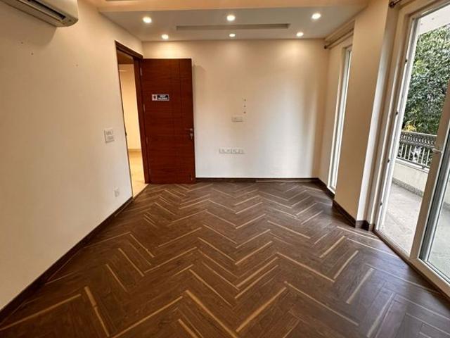 Rental | 3 BHK + Pooja Room,Servant Room,Study Room 2500 Sq.Ft. Apartment in Hauz Khas
