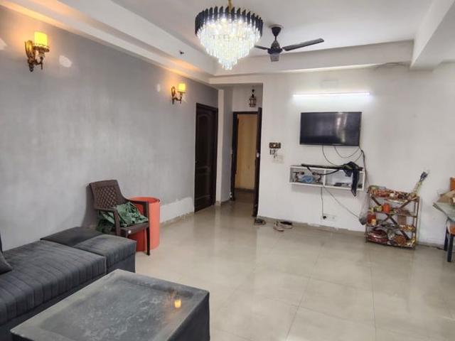 Rental | 3 BHK + Pooja Room,Servant Room,Study Room,Basement 1700 Sq.Ft. Apartment in Maxblis White House II