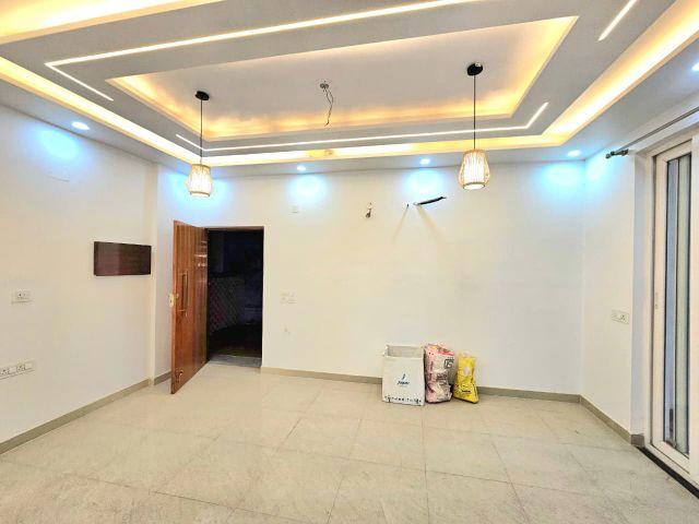 Rental | 3 BHK + Pooja Room,Servant Room,Study Room,Extra Room,Basement,Store Room 1600 Sq.Ft. Apartment in Sector 10 Dwarka