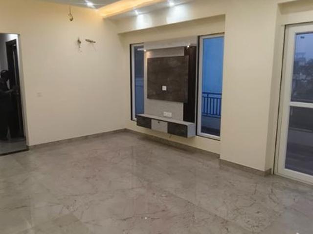 Rental | 3 BHK + Pooja Room,Servant Room,Study Room,Extra Room,Basement,Store Room 1810 Sq.Ft. Apartment in Puri Diplomatic Residences