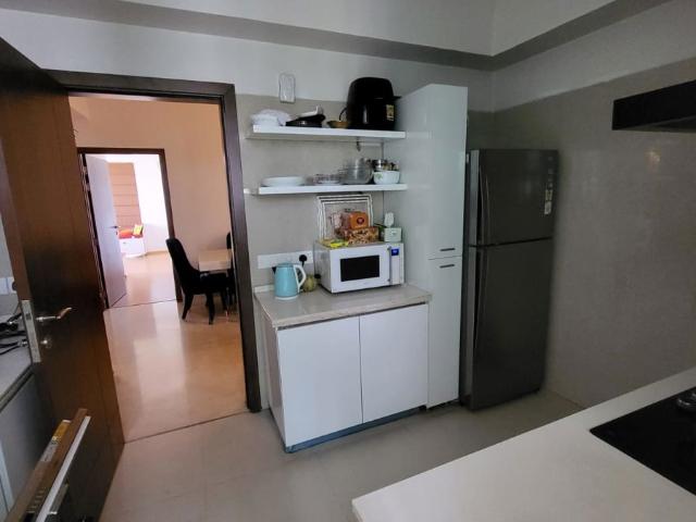 Rental | 3 BHK + Pooja Room,Servant Room,Study Room,Extra Room,Basement,Store Room 2472 Sq.Ft. Apartment in Unitech Harmony