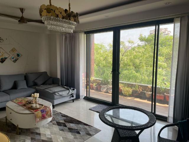 Rental | 3 BHK + Pooja Room,Servant Room,Study Room,Extra Room,Basement,Store Room 267 Sq.Yd. Villa in Emaar Marbella