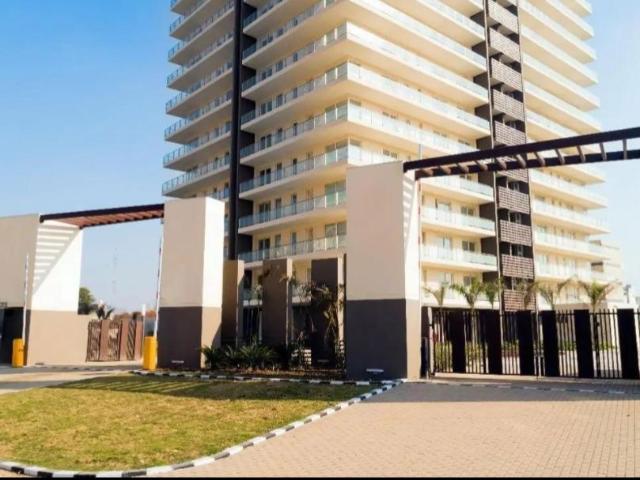 Rental | 3 BHK + Pooja Room,Servant Room,Study Room,Extra Room,Basement,Store Room 3085 Sq.Ft. Apartment in Mahindra Luminare
