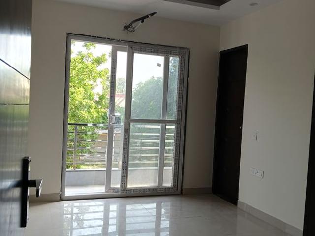 Rental | 3 BHK + Pooja Room,Servant Room,Study Room,Extra Room,Basement,Store Room 3233 Sq.Ft. Independent House in Sector 22