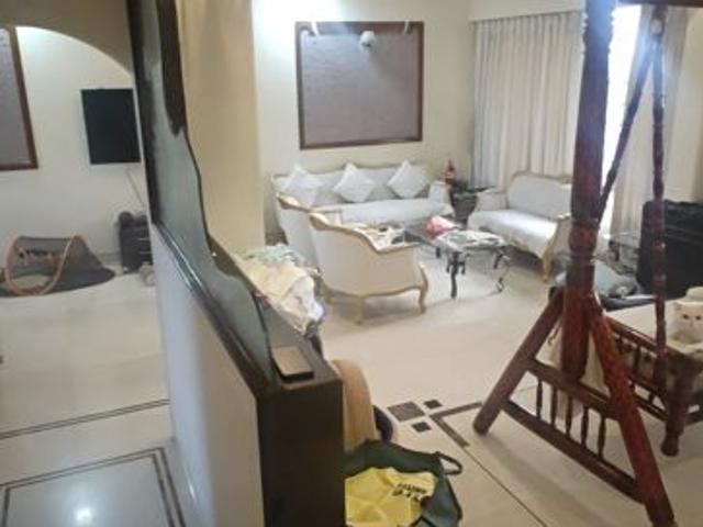 Rental | 3 BHK + Pooja Room,Servant Room,Study Room,Extra Room 1450 Sq.Ft. Apartment in Versova