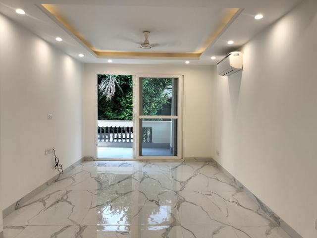 Rental | 3 BHK + Pooja Room,Servant Room,Study Room,Extra Room 2700 Sq.Ft. Apartment in Hauz Khas