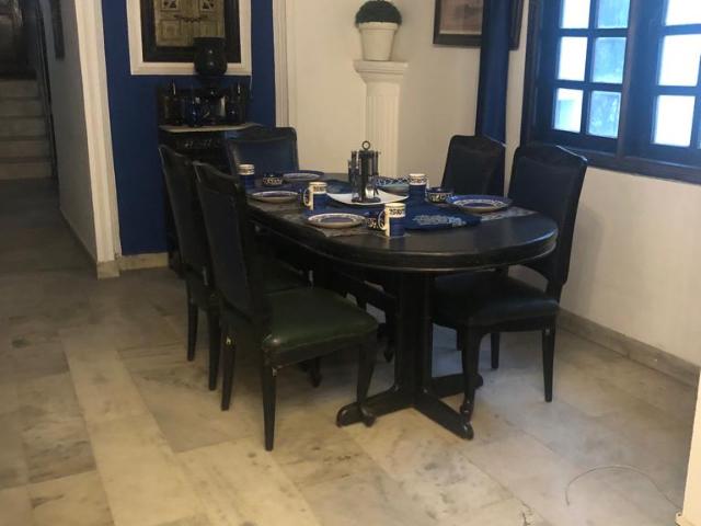 Rental | 3 BHK + Pooja Room,Servant Room,Study Room,Extra Room 360 Sq.Yd. Apartment in DLF Phase IV