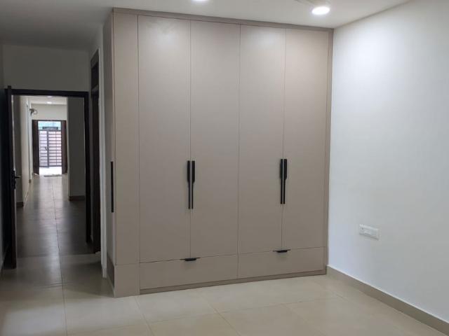 Rental | 3 BHK + Pooja Room,Store Room 1800 Sq.Ft. Villa in Sector 36