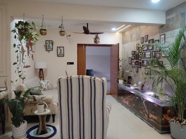 Rental | 3 BHK + Pooja Room,Store Room 1950 Sq.Ft. Apartment in Manbhum Around The Grove
