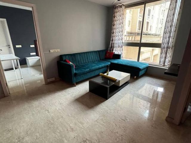 Rental | 3 BHK + Pooja Room,Study Room,Extra Room 1200 Sq.Ft. Apartment in Hiranandani Obelia The Walk