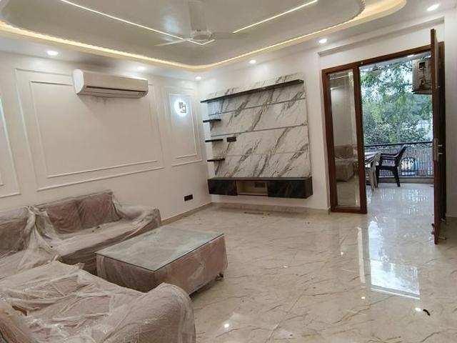 Rental | 3 BHK + Pooja Room,Study Room,Extra Room,Store Room 270 Sq.Yd. Apartment in Anand Niketan