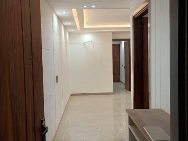 Rental | 3 BHK + Pooja Room,Study Room 1000 Sq.Ft. Apartment in Mahavir Enclave 1