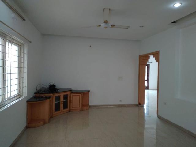 Rental | 3 BHK + Pooja Room,Study Room 2060 Sq.Ft. Apartment in Kondapur