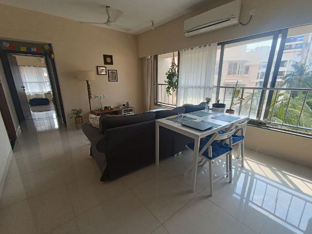 Rental | 3 BHK + Prayer Room 1000 Sq.Ft. Apartment in Aarya Apartment