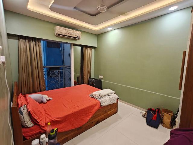 Rental | 3 BHK + Prayer Room 1100 Sq.Ft. Apartment in Bandra West