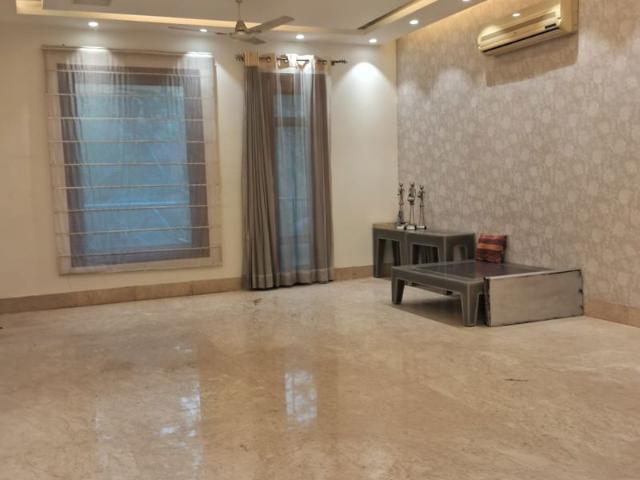 Rental | 3 BHK + Prayer Room 1125 Sq.Ft. Apartment in Panchsheel Vihar
