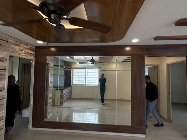 Rental | 3 BHK + Prayer Room 1200 Sq.Ft. Apartment in Pyramid Carnations