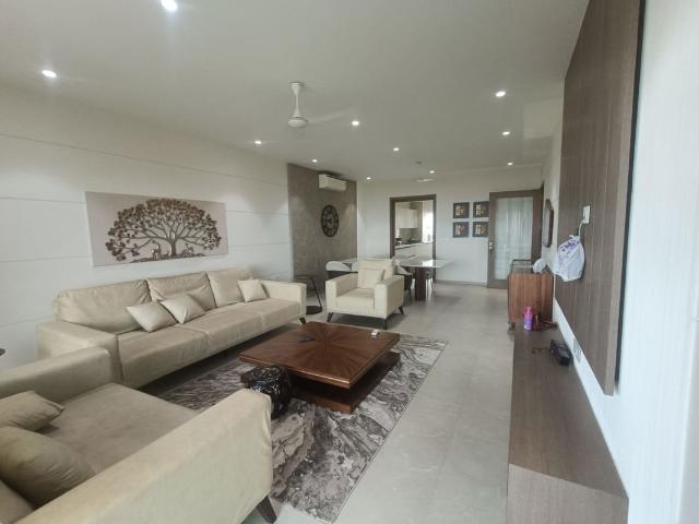 Rental | 3 BHK + Prayer Room 1350 Sq.Ft. Apartment in Transcon Triumph Tower