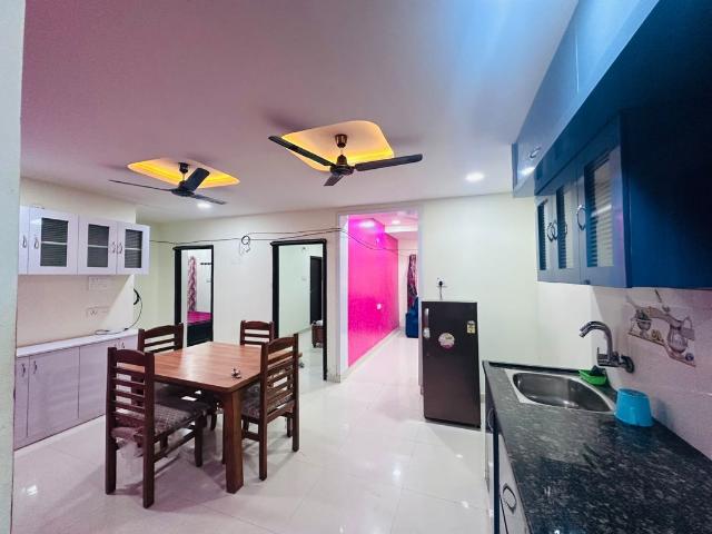 Rental | 3 BHK + Prayer Room 1400 Sq.Ft. Apartment in Apex Hitex Pride