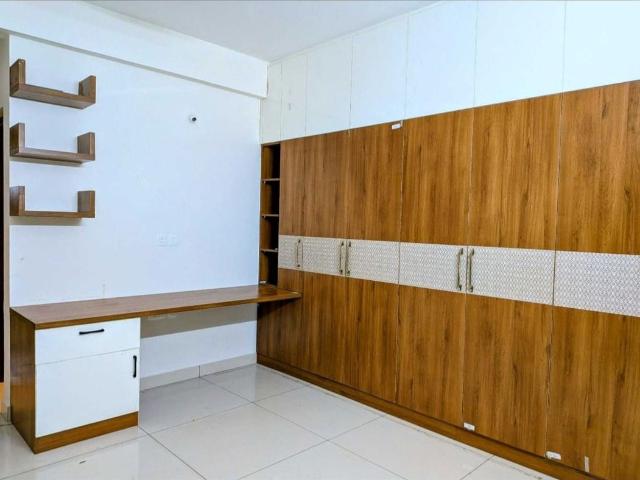 Rental | 3 BHK + Prayer Room 1407 Sq.Ft. Apartment in Prestige Green Gables