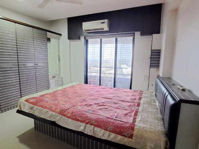 Rental | 3 BHK + Prayer Room 1680 Sq.Ft. Apartment in Lakhanis Galaxy