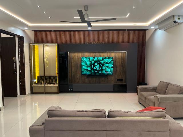 Rental | 3 BHK + Prayer Room 1600 Sq.Ft. Apartment in Prestige Royale Gardens