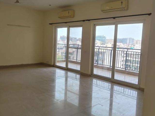 Rental | 3 BHK + Prayer Room 1750 Sq.Ft. Apartment in Spaze Privy