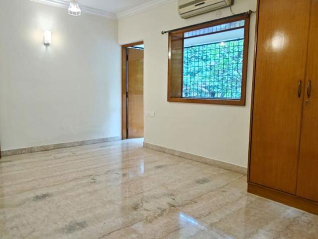 Rental | 3 BHK + Prayer Room 1700 Sq.Ft. Apartment in Halasuru