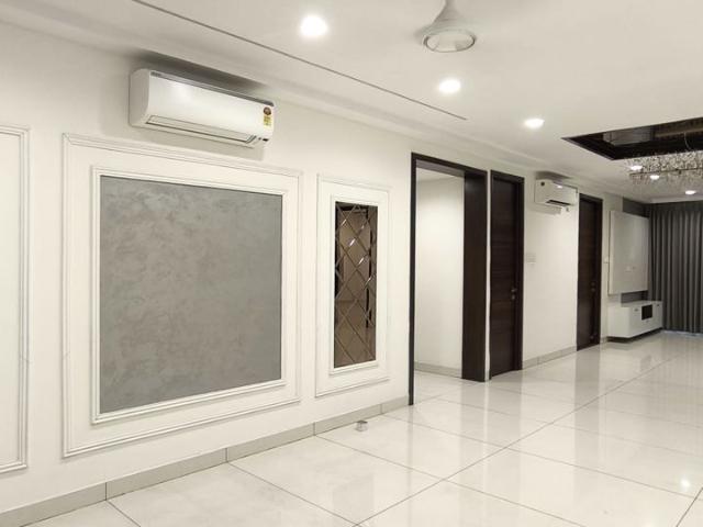 Rental | 3 BHK + Prayer Room 2210 Sq.Ft. Apartment in Trendset Jayabheri Elevate