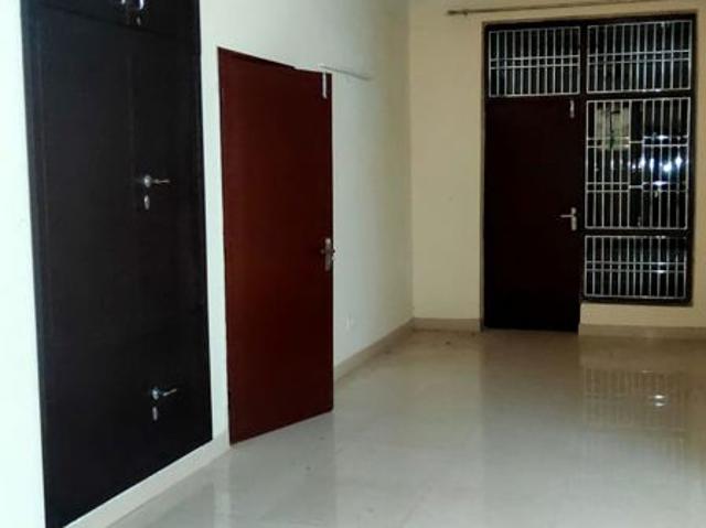 Rental | 3 BHK + Prayer Room,Servant Room,Extra Room,Basement,Store Room 1890 Sq.Ft. Apartment in SS The Coralwood