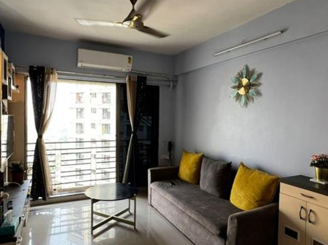 Rental | 3 BHK + Prayer Room,Servant Room,Study Room 1600 Sq.Ft. Apartment in Ashar Residency