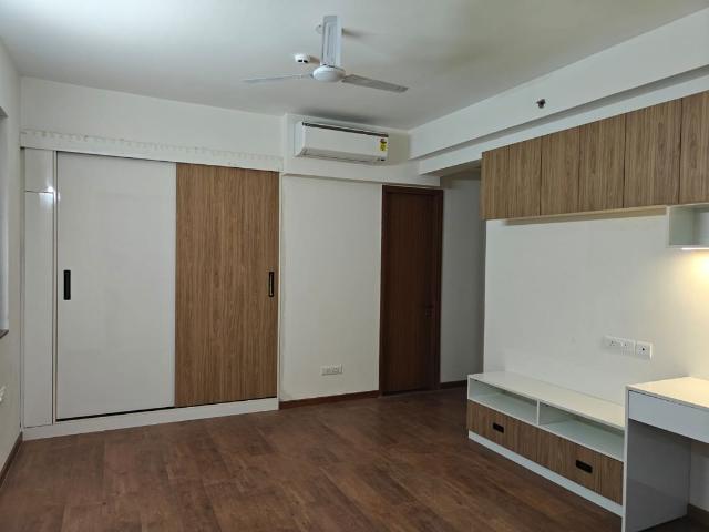 Rental | 3 BHK + Prayer Room,Servant Room,Study Room 2088 Sq.Ft. Apartment in Godrej Woods