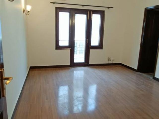Rental | 3 BHK + Prayer Room,Servant Room,Study Room,Extra Room 2500 Sq.Ft. Apartment in Panchsheel Enclave