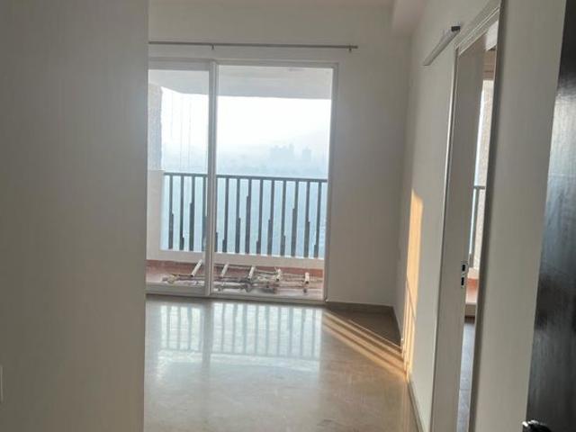Rental | 3 BHK + Prayer Room,Servant Room,Study Room,Extra Room,Basement 1957 Sq.Ft. Apartment in 3C Orris Greenopolis