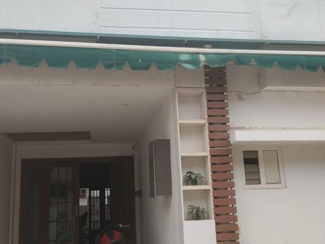 Rental | 3 BHK + Prayer Room,Servant Room,Study Room,Extra Room,Basement 2200 Sq.Ft. Apartment in Gachibowli