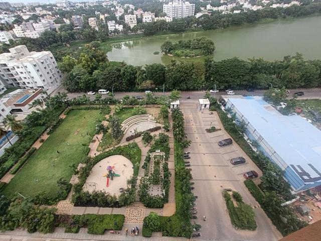 Rental | 3 BHK + Prayer Room,Servant Room,Study Room,Extra Room,Basement,Store Room 1593 Sq.Ft. Apartment in Arvind Bel Air