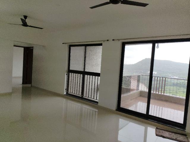 Rental | 3 BHK + Prayer Room,Servant Room,Study Room,Extra Room,Basement,Store Room 1100 Sq.Ft. Apartment in Shapoorji Pallonji Sensorium