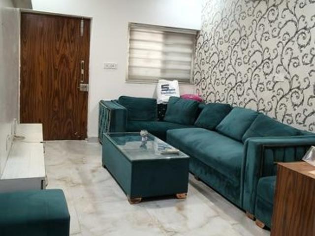 Rental | 3 BHK + Prayer Room,Servant Room 1800 Sq.Ft. Apartment in Dwarka
