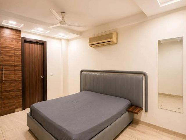 Rental | 3 BHK + Prayer Room,Study Room 2200 Sq.Ft. Apartment in Saraswati Vihar