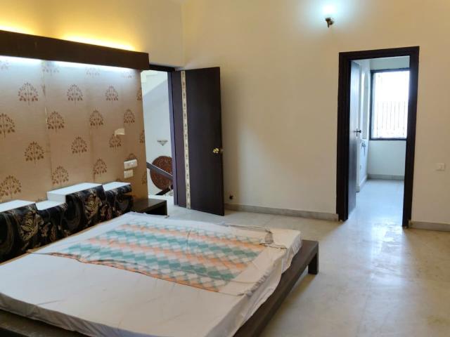 Rental | 3 BHK + Prayer Room,Study Room,Extra Room,Store Room 4000 Sq.Ft. Independent House in Banjara Hills
