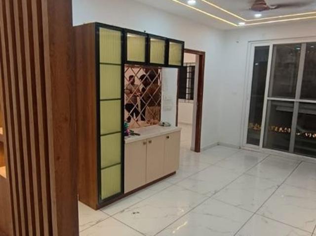 Rental | 3 BHK + Prayer Room,Study Room,Extra Room 1535 Sq.Ft. Apartment in Trendsquares Ambience