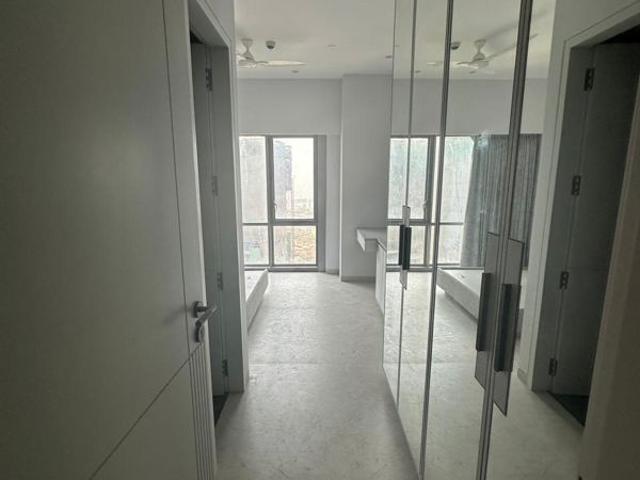 Rental | 3 BHK + Prayer Room,Study Room,Store Room 1350 Sq.Ft. Apartment in Rustomjee Crown