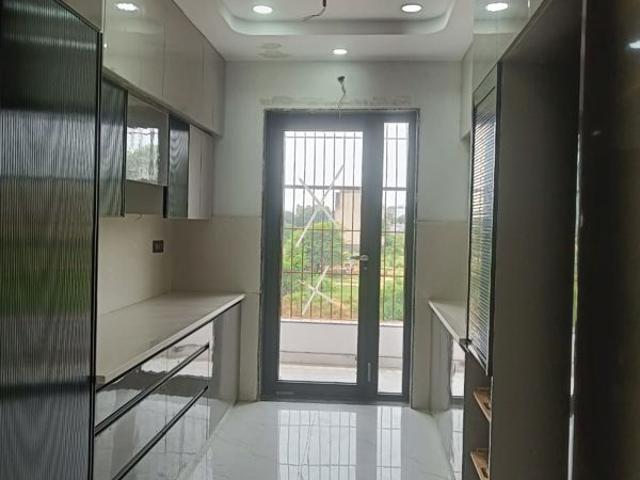 Rental | 3 BHK + Prayer Room,Store Room 1450 Sq.Ft. Apartment in Puri Kohinoor