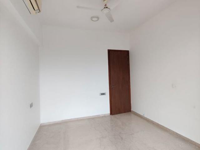 Rental | 3 BHK + Prayer Room,Store Room 1567 Sq.Ft. Apartment in Omkar Alta Monte