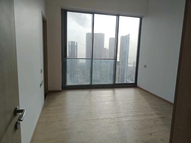 Rental | 3 BHK + Prayer Room,Store Room 2400 Sq.Ft. Apartment in Piramal Mahalaxmi