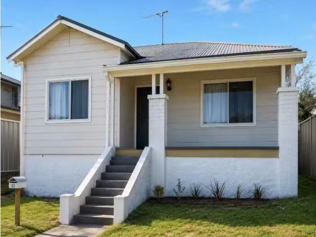 New 3 BR 43 Osborne Street, WOLLONGONG House for rent Listed.
